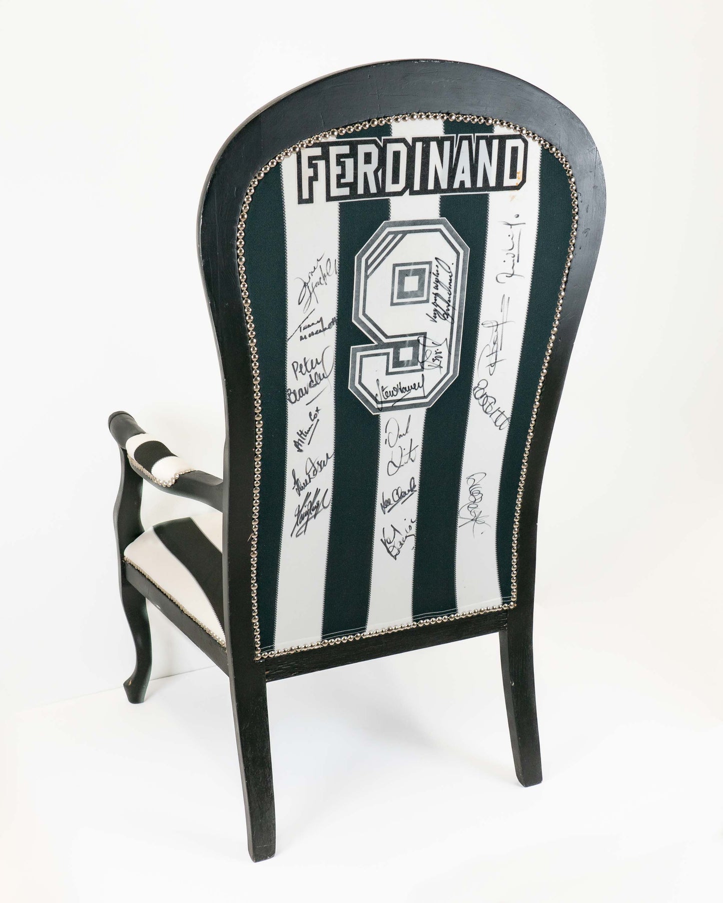 Signed Les Ferdinand Match-Worn Newcastle United Football Shirt Upholstered Arm Chair